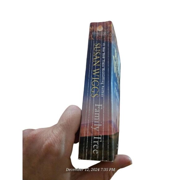 Family Tree by Susan Wiggs avon books isbn 9780062425447 - Picture 4 of 5